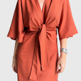 Elsa Vestido Relaxed con Escote en V y Cordones