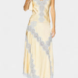 Mirren Conjunto de Satén con Camiseta y Falda Midi